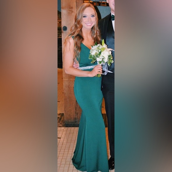 Nina Canacci Green Prom Dress - Size 4 - Picture 4 of 4